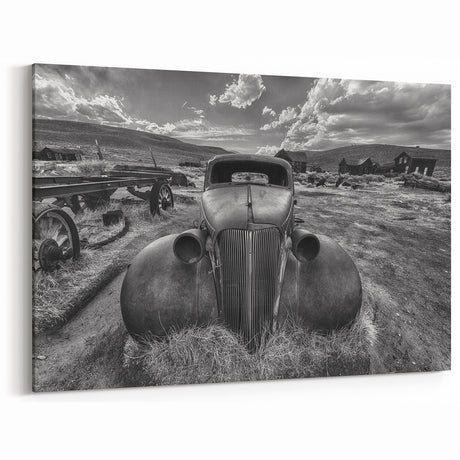 Vintage Car Art: Rustic Old-Fashioned Car Wall Art - Timeless Decor