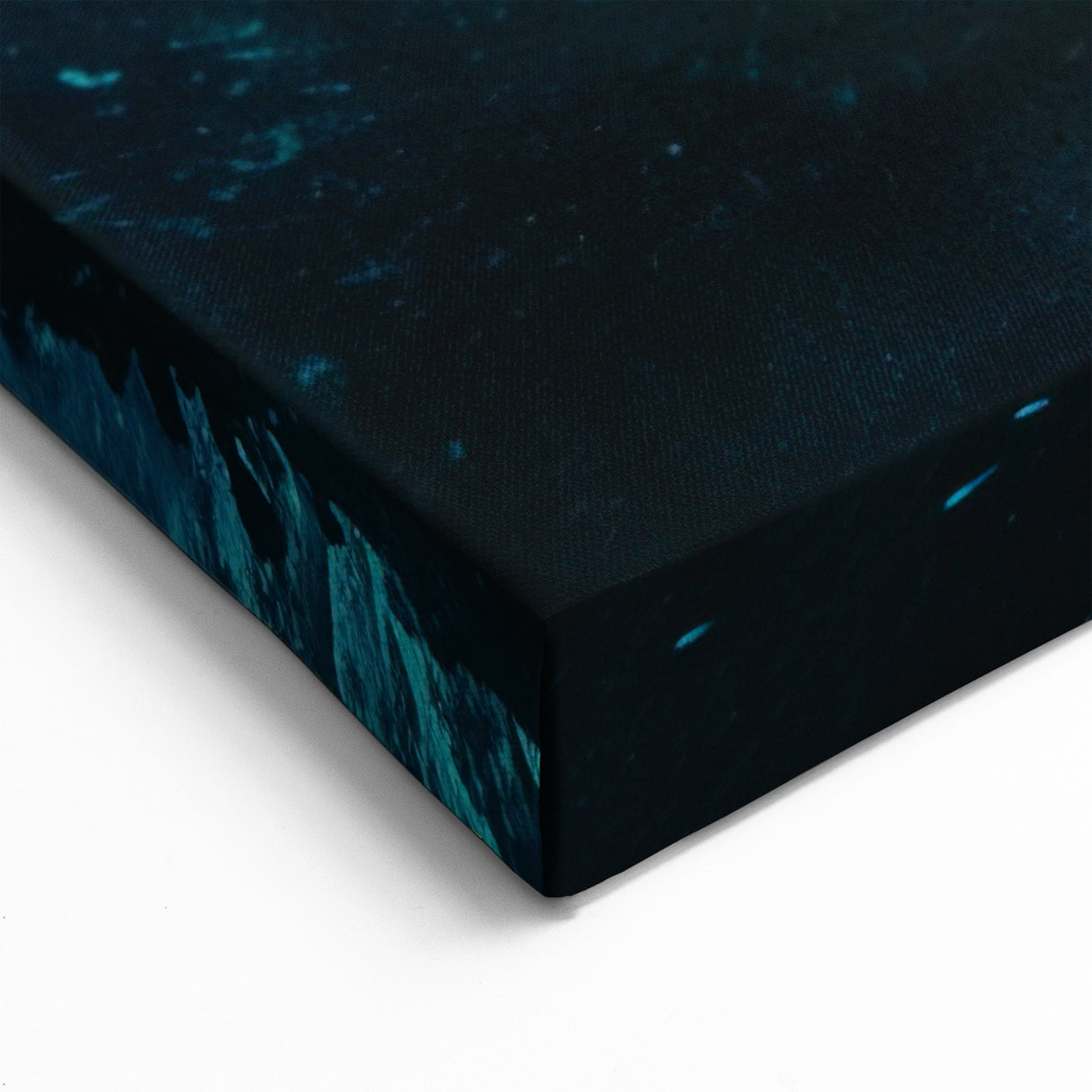 Mysterious Underwater Shipwreck Art - Ocean Maritime Decor Canvas