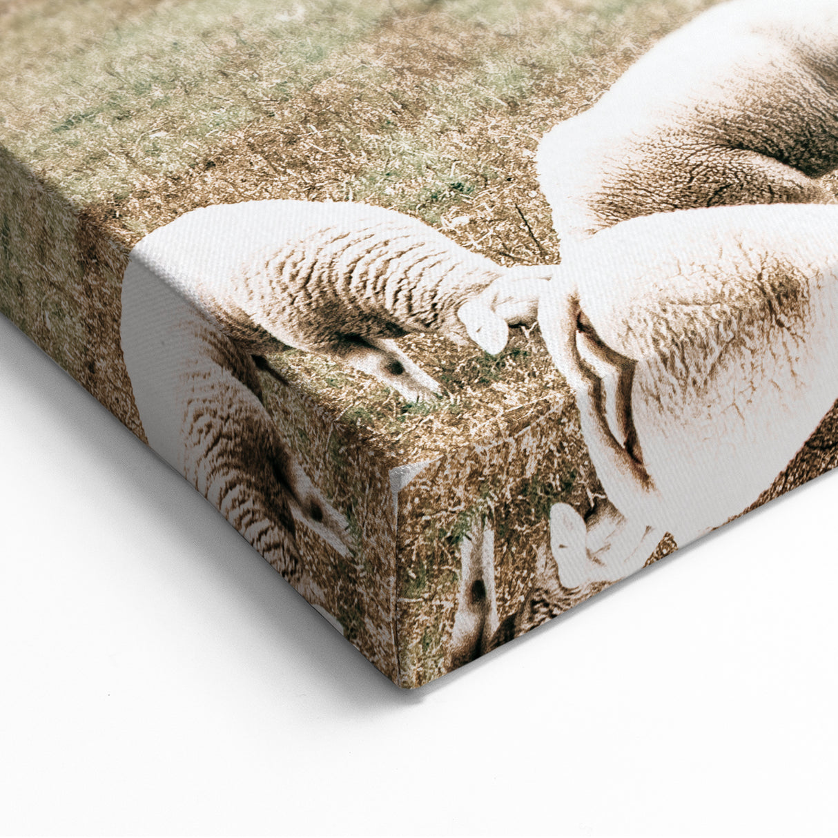 Farmhouse Wall Art: Rustic Country Style with Grazing Sheep Scene