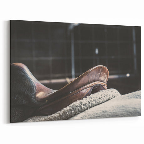 Rustic Farmhouse Saddle Wall Art – Vintage Country Style Decor Piece