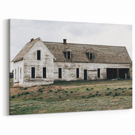 Vintage Farmhouse Wall Art – Weathered White Barn for Rustic Decor