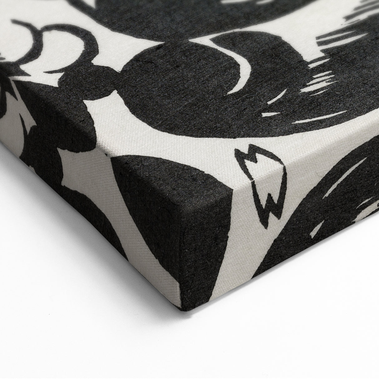 Dynamic Black & White Expressionist Wall Art - Abstract Animal Design