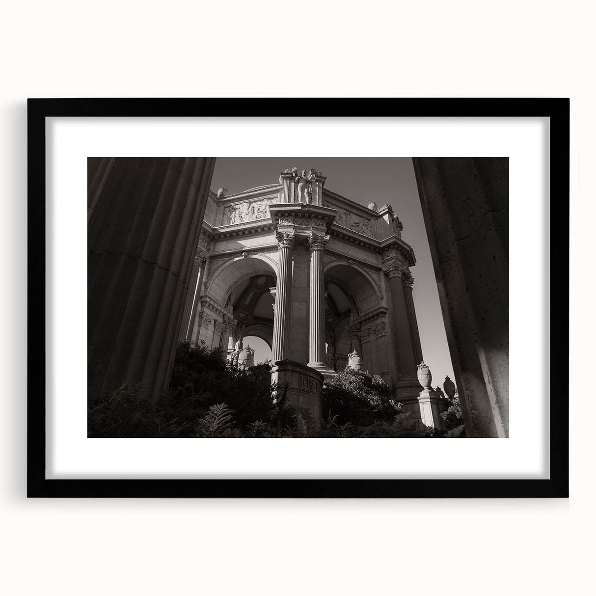 Urban scenery wall art – Elegant classical city architecture print