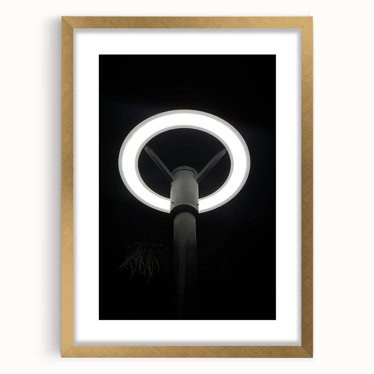 Modern Urban Landscape Art – Minimalist Circular Streetlamp