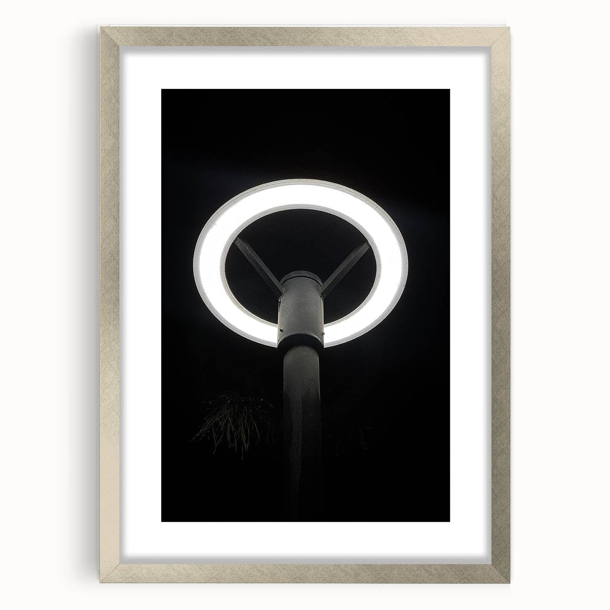 Modern Urban Landscape Art – Minimalist Circular Streetlamp