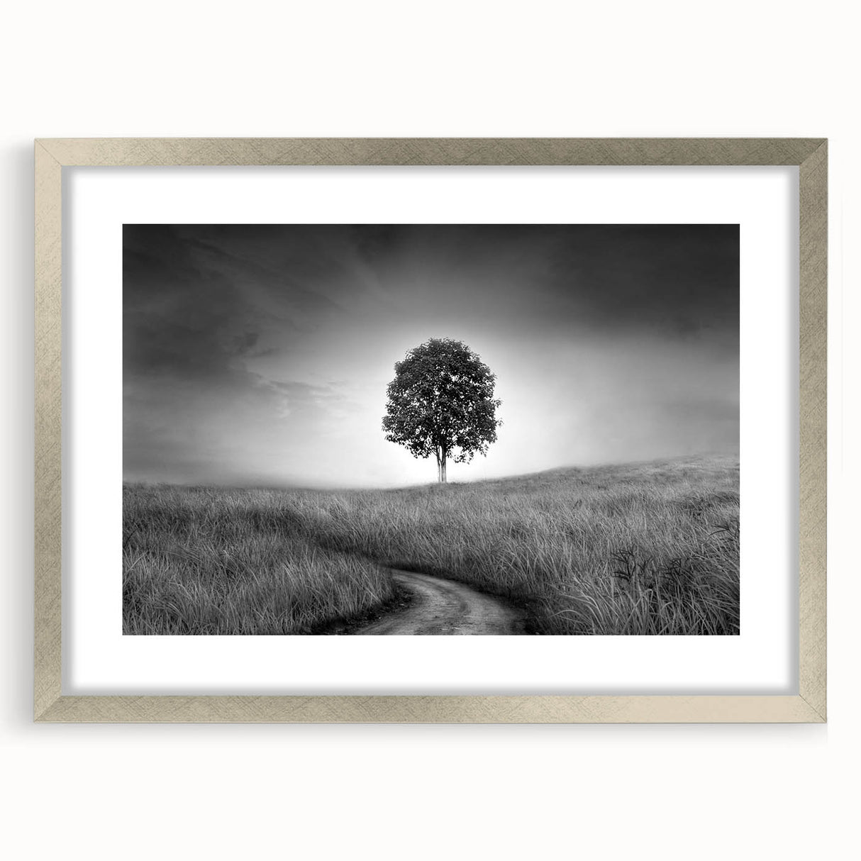 Minimalist Landscape Wall Art – Black and White Tree Scene Print
