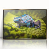 Framed wall art featuring a vibrant green frog design with gold accents, showcasing a modern aesthetic ideal for wildlife enthusiasts. Perfect for home decor.
