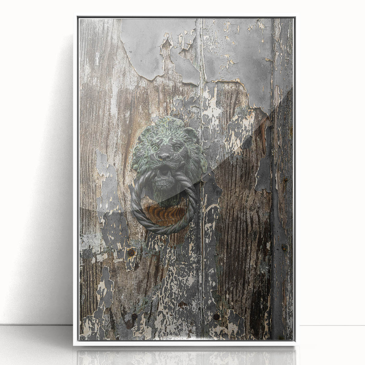 Weathered Lion Door Knocker Wall Art – Rustic Elegance Decor