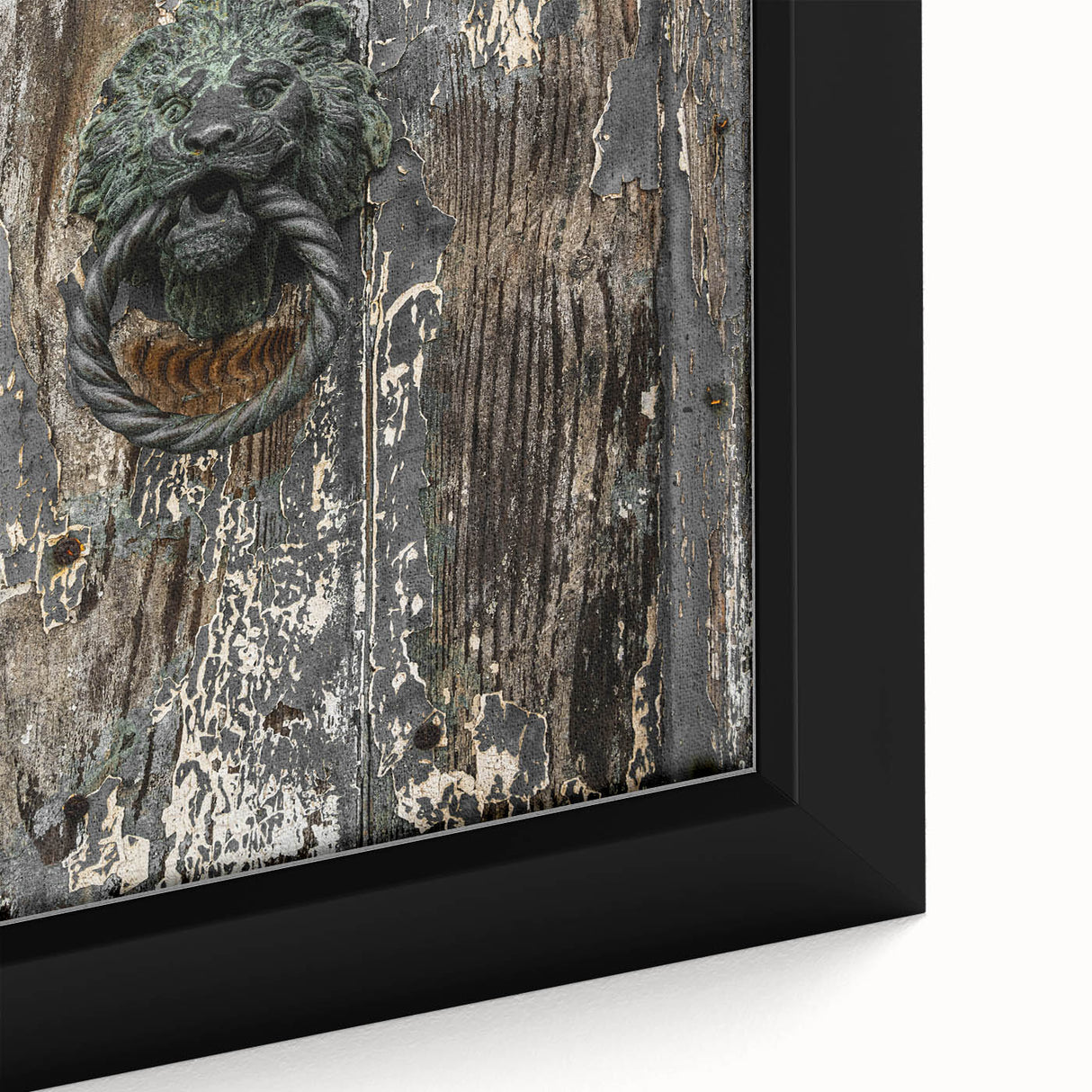 Weathered Lion Door Knocker Wall Art – Rustic Elegance Decor