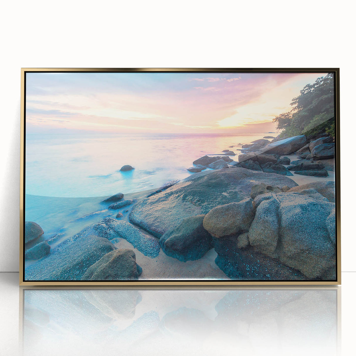 Art deco poster of a Caribbean scenery with vibrant blue and green tones, framed in gold acrylic.