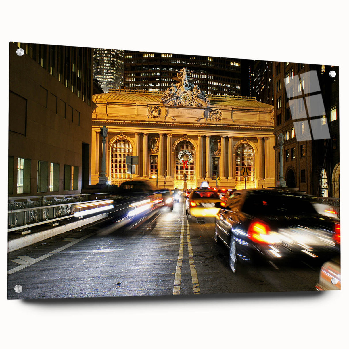 Acrylic glass print of New York City's Grand Central Station in muted gray tones, ideal for modern bedroom ambiance.