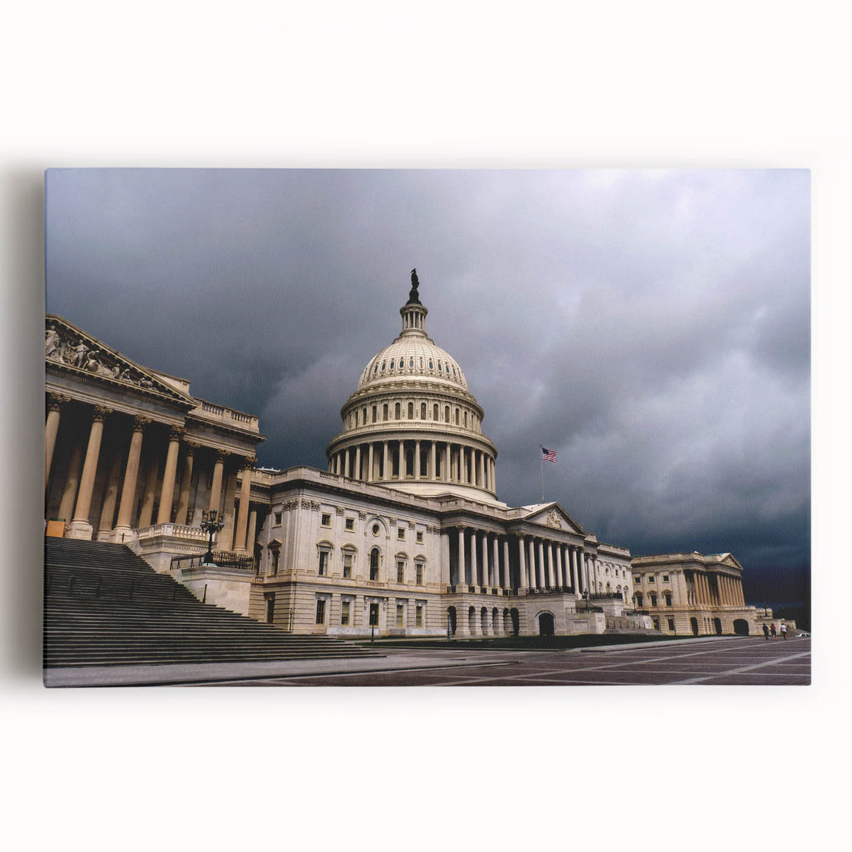 Black and white stretched canvas of the Washington DC Capitol, ideal for kitchen wall art.