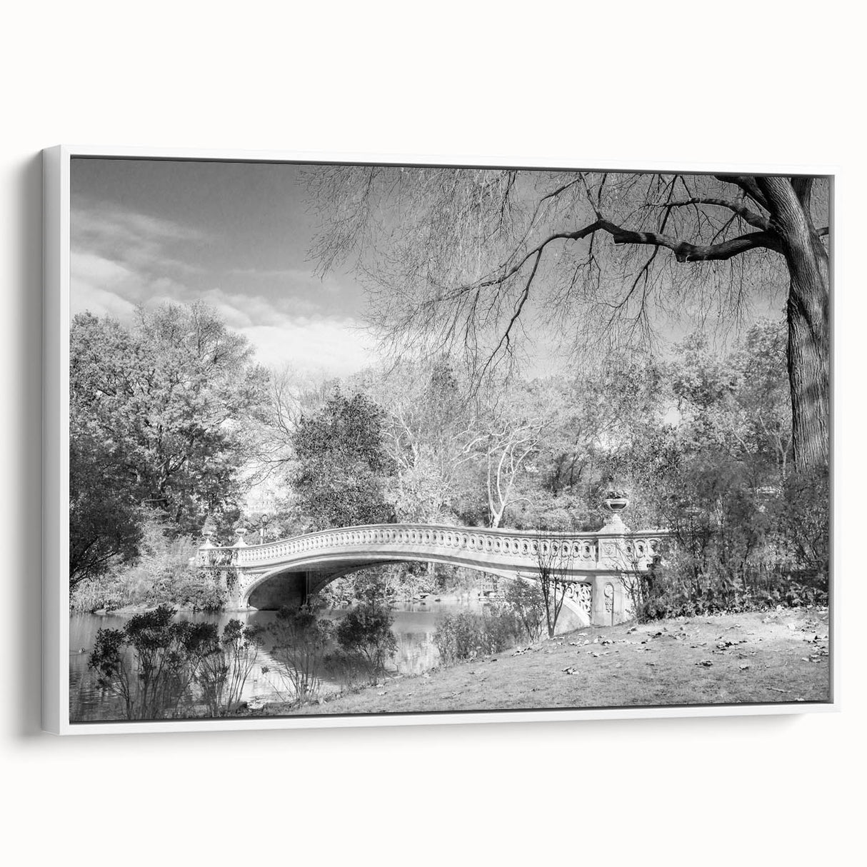 Framed canvas of a vintage poster art depicting Central Park with colorful art in extra large format, ideal for living room.