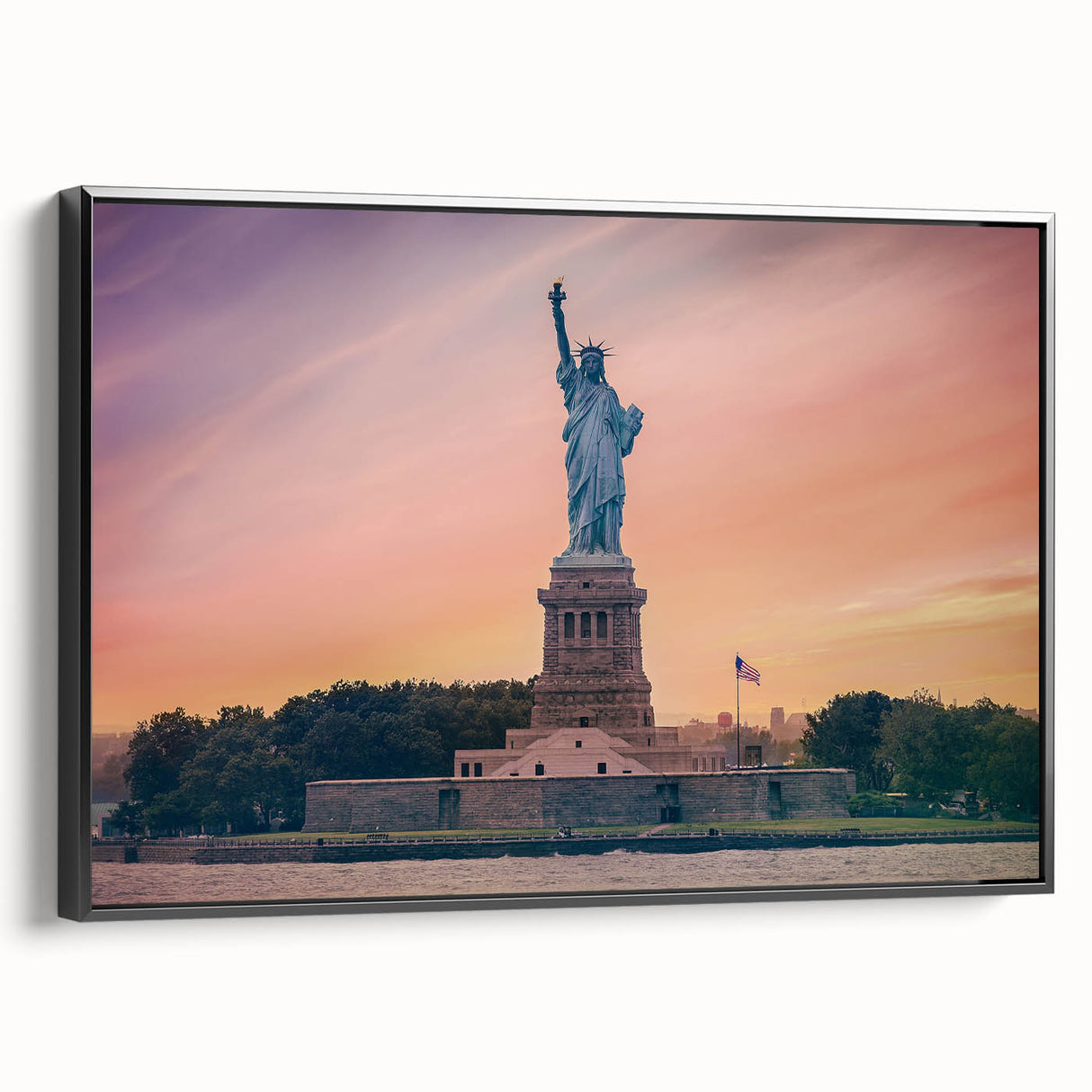 Black and white wall art featuring the Statue of Liberty on framed canvas.