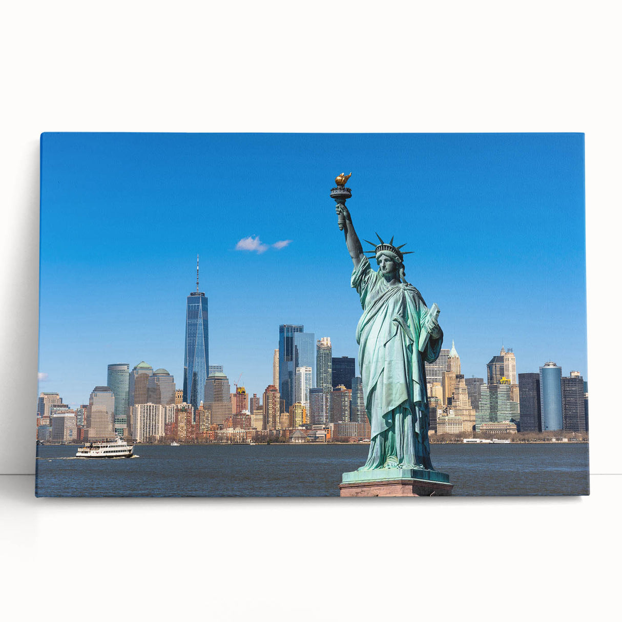 Black and white canvas print of the Statue of Liberty, ideal for kitchen wall art or bedroom ambiance.