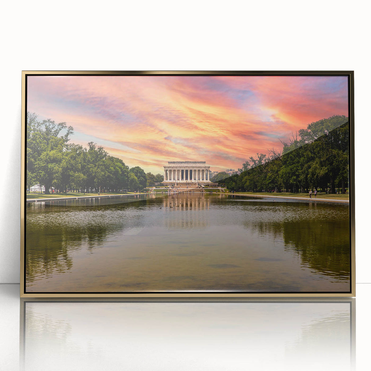Mid-century modernist acrylic print of Washington DC's Lincoln Memorial in gold and black tones.