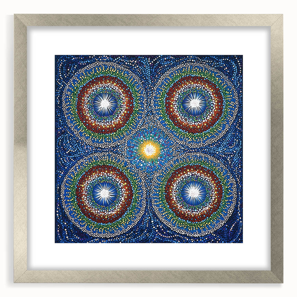 Abstract geometric frame in silver with a matte finish, showcasing a modern design ideal for contemporary decor. Perfect for adding elegance to any room.