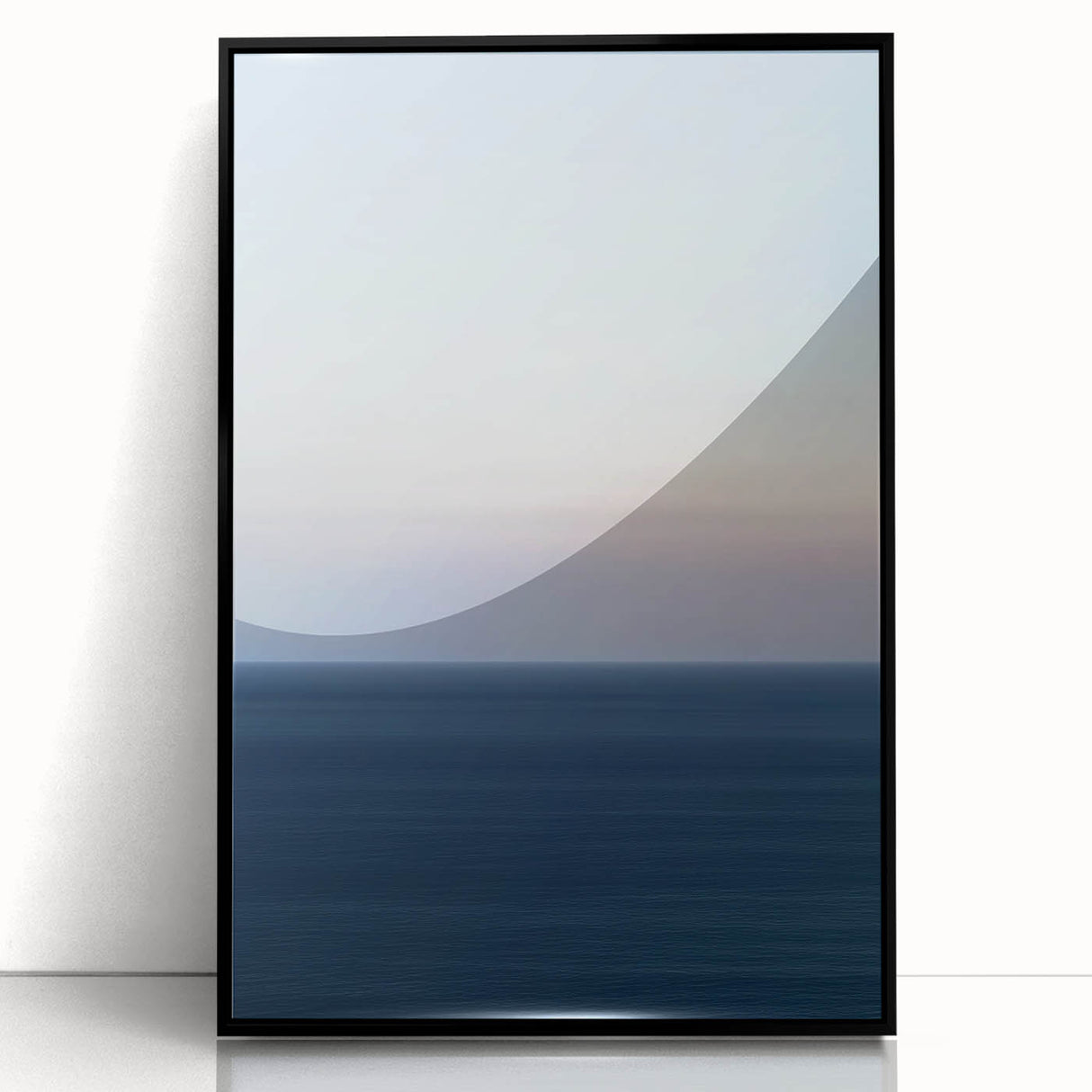 Serene Ocean Horizon – Minimal Dynamic Abstract Motion Wall Art