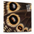 Close-up image of an animal in vibrant colors on acrylic glass, suited for bedroom or dining room decor.